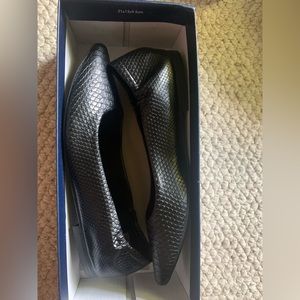 Kaari blue flats with original box